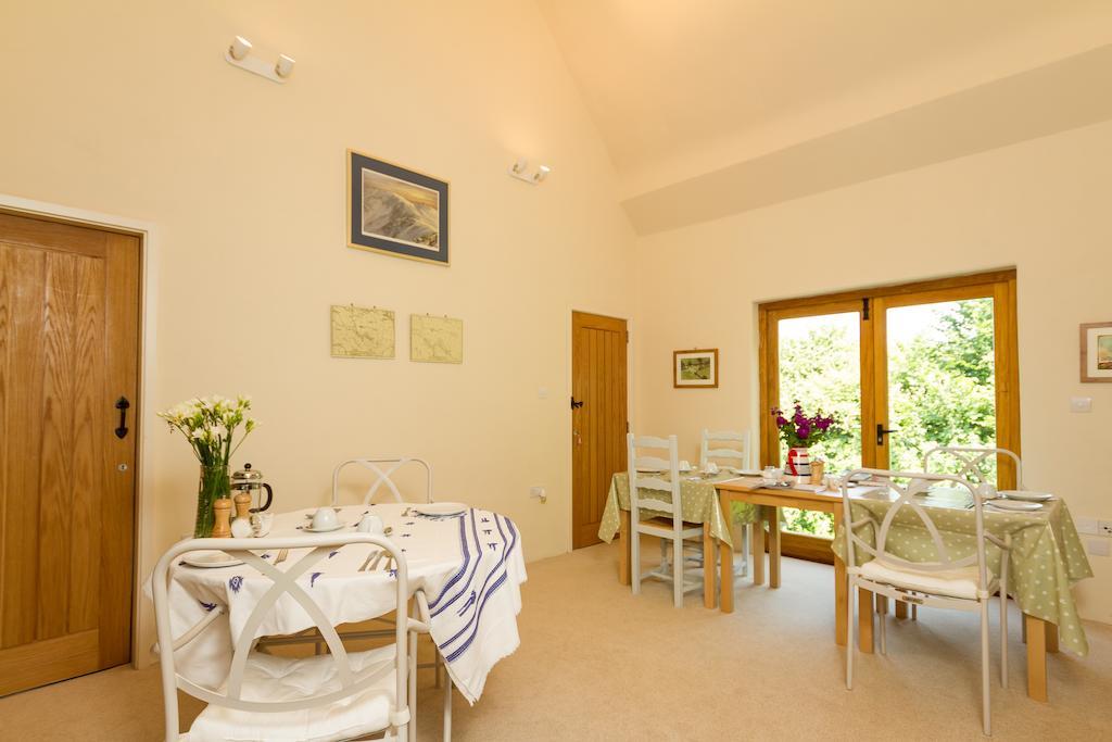 Wyke Farm Axminster Quarto foto