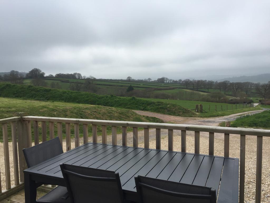 Wyke Farm Axminster Exterior foto
